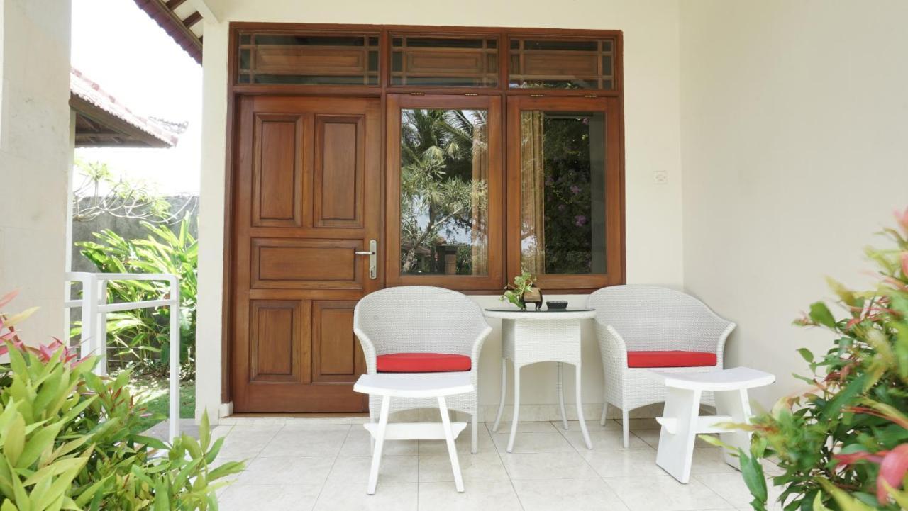 Puri Rinjani Bungalows & Hostel Kuta  Esterno foto