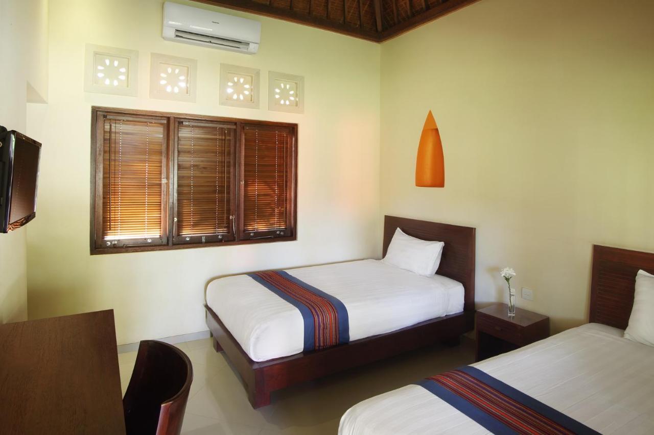 Puri Rinjani Bungalows & Hostel Kuta  Esterno foto